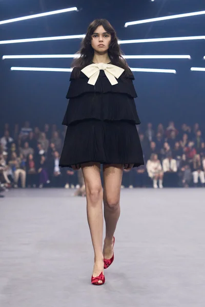 Look 14